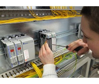 Sửa chữa bảo trì hệ thống điện , scada , plc